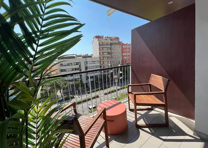 U-nique Sants Ii